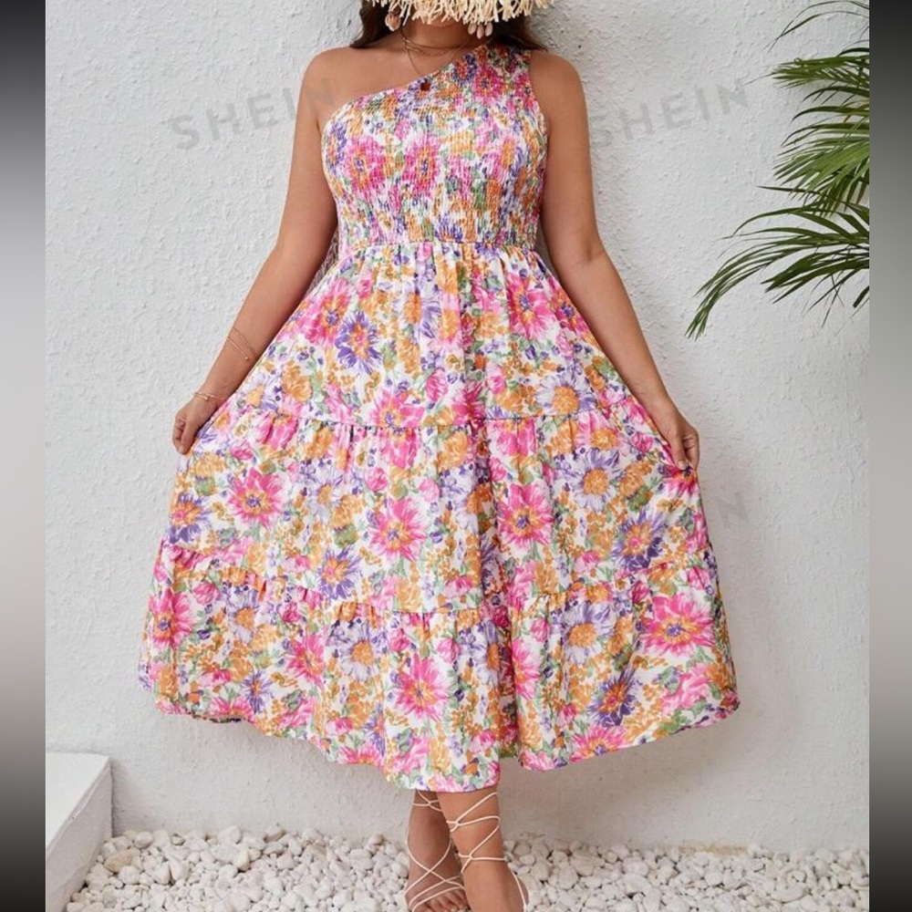 SHEIN Floral Plus Size Dress